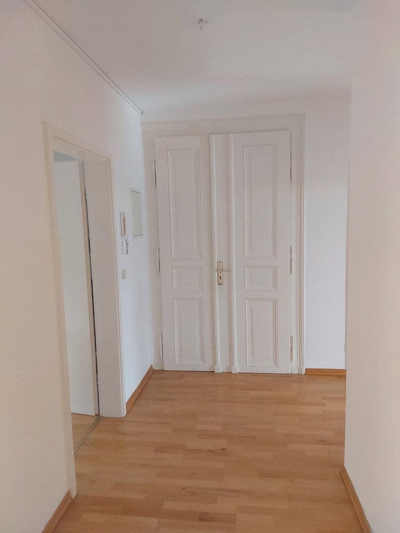 Prenájom bytu 3-izbový 81 m², Körnerstr. 52, Leipzig, Sasko Prenájom bytu 3-izbový 81 m², Körnerstr. 52, Leipzig, Sasko