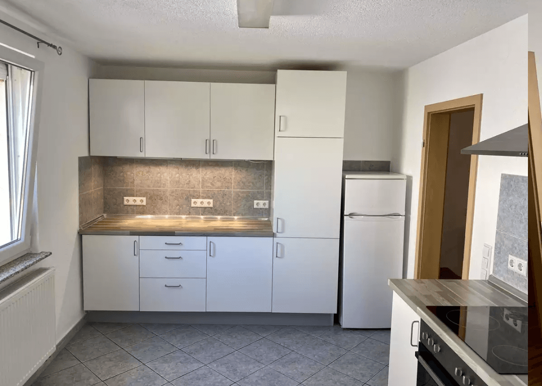 Prenájom bytu 3-izbový 80 m², Aalen, Bádensko-Wurttembersko Prenájom bytu 3-izbový 80 m², Aalen, Bádensko-Wurttembersko