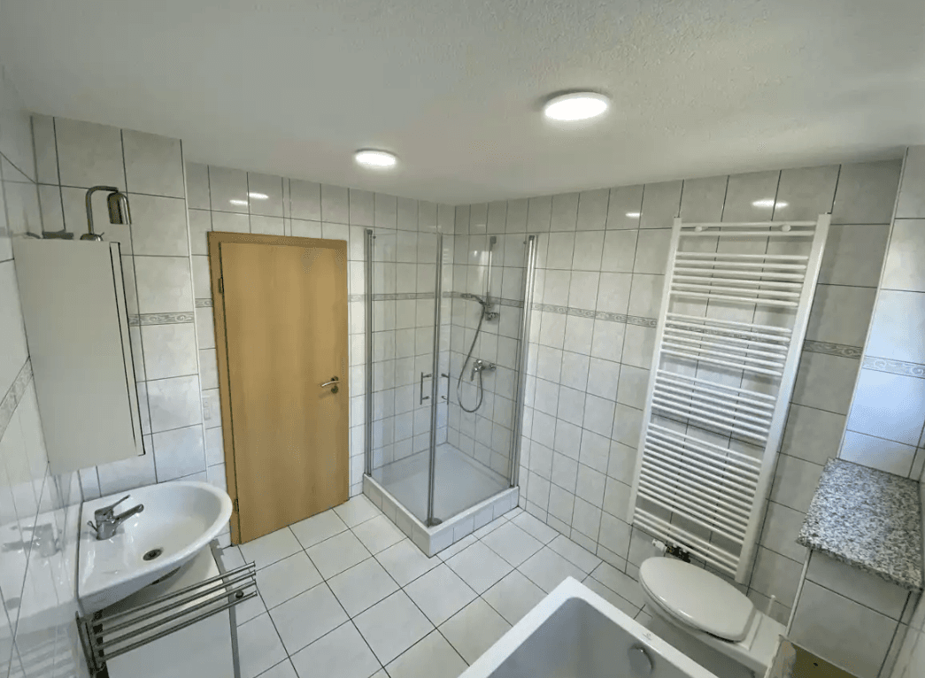Prenájom bytu 3-izbový 80 m², Aalen, Bádensko-Wurttembersko Prenájom bytu 3-izbový 80 m², Aalen, Bádensko-Wurttembersko