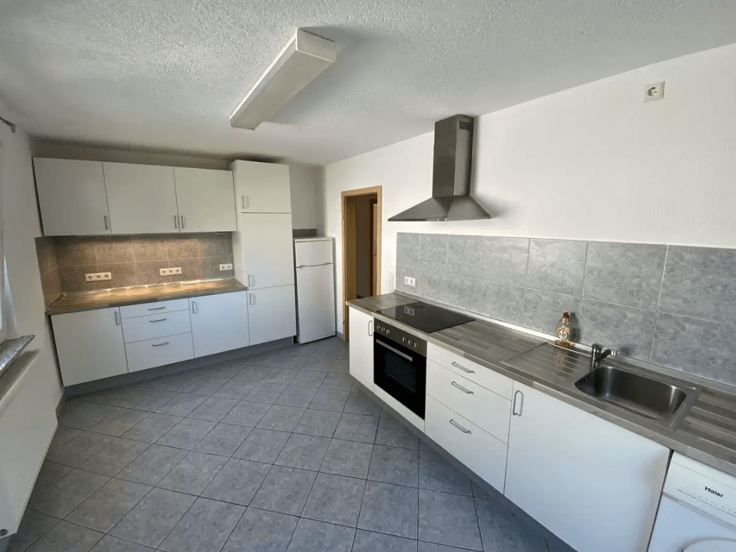 Prenájom bytu 3-izbový 80 m², Aalen, Bádensko-Wurttembersko Prenájom bytu 3-izbový 80 m², Aalen, Bádensko-Wurttembersko