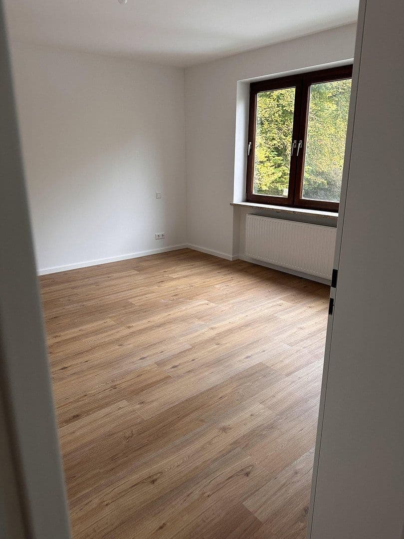 Prenájom bytu 3-izbový 79 m², Pöcking - Possenhofen, Bavorsko Prenájom bytu 3-izbový 79 m², Pöcking - Possenhofen, Bavorsko