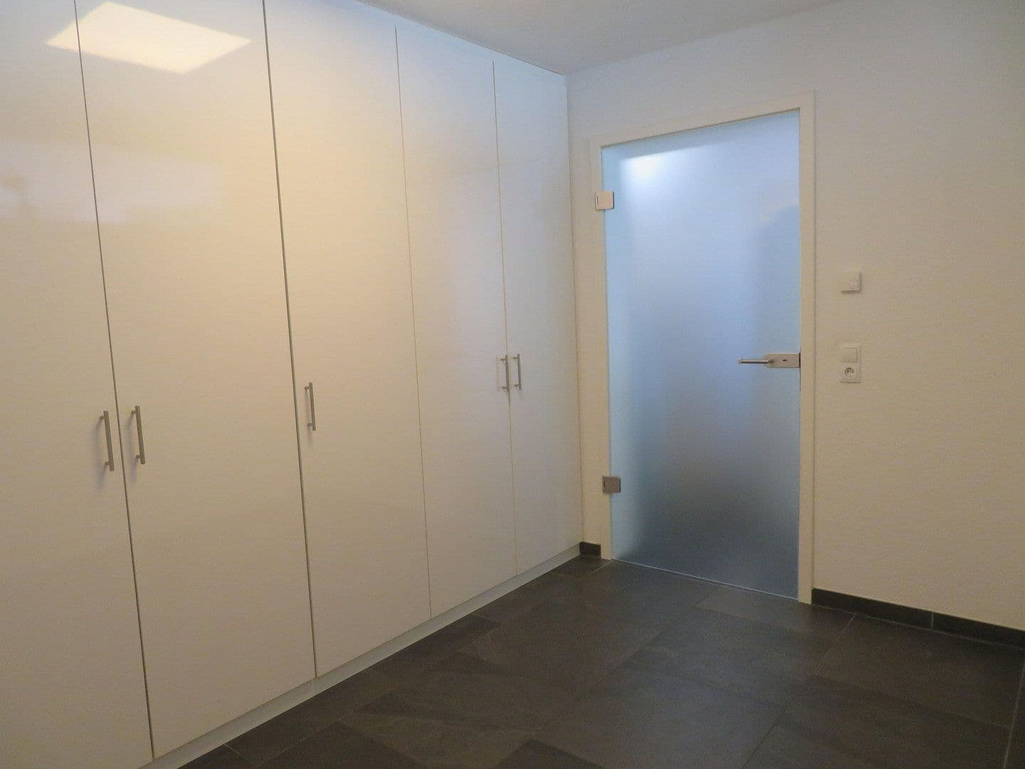 Predaj bytu 3-izbový 88 m², Koblenz, Porýnie-Falcko Predaj bytu 3-izbový 88 m², Koblenz, Porýnie-Falcko
