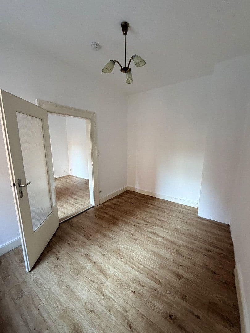 Prenájom bytu 5-izbový 80 m², Nürnberg, Bavorsko Prenájom bytu 5-izbový 80 m², Nürnberg, Bavorsko