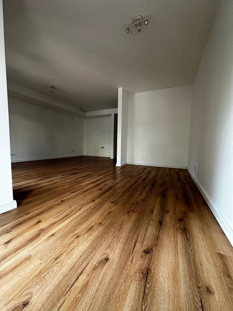 Prenájom bytu 1-izbový 48 m², Prinz-Ferdinand-Str. 140, Krefeld, Severné Porýnie - Westfálsko Prenájom bytu 1-izbový 48 m², Prinz-Ferdinand-Str. 140, Krefeld, Severné Porýnie - Westfálsko