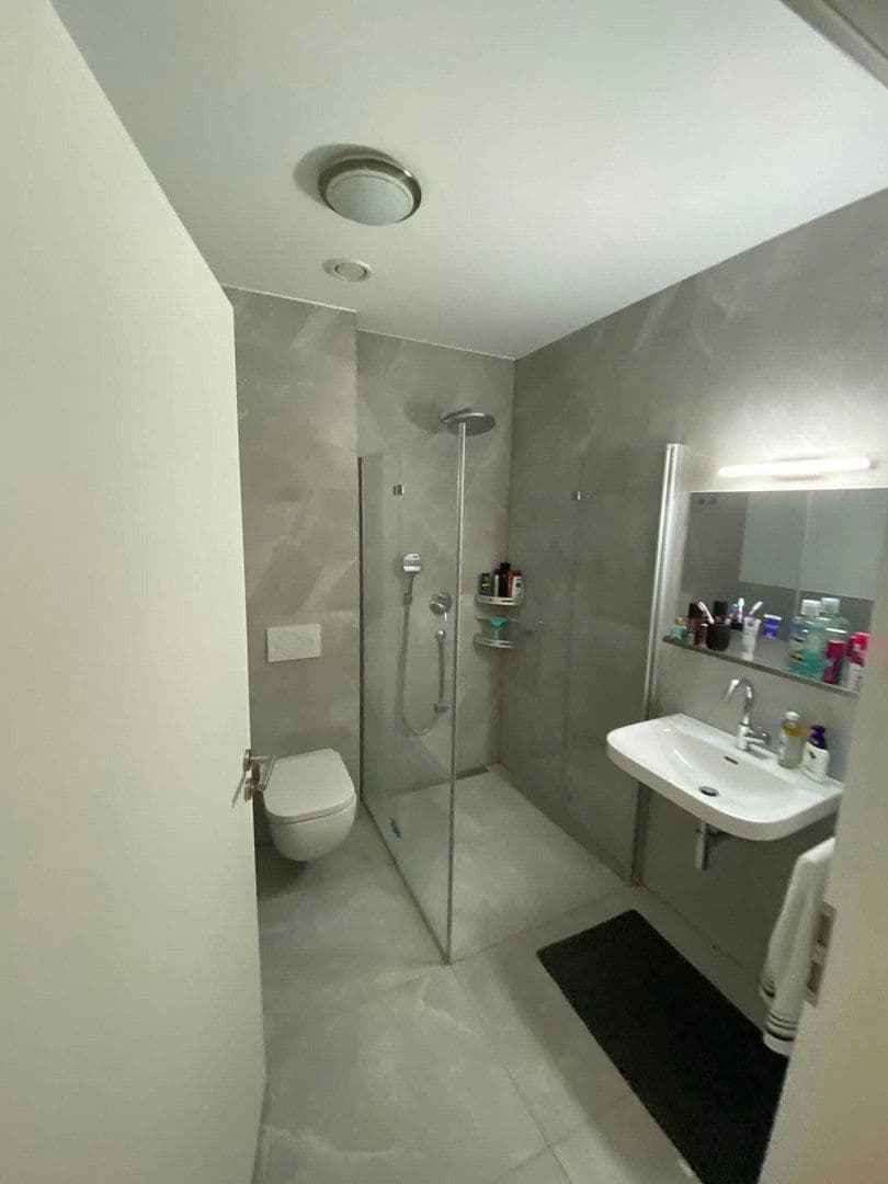 Prenájom bytu 1-izbový 48 m², Prinz-Ferdinand-Str. 140, Krefeld, Severné Porýnie - Westfálsko Prenájom bytu 1-izbový 48 m², Prinz-Ferdinand-Str. 140, Krefeld, Severné Porýnie - Westfálsko