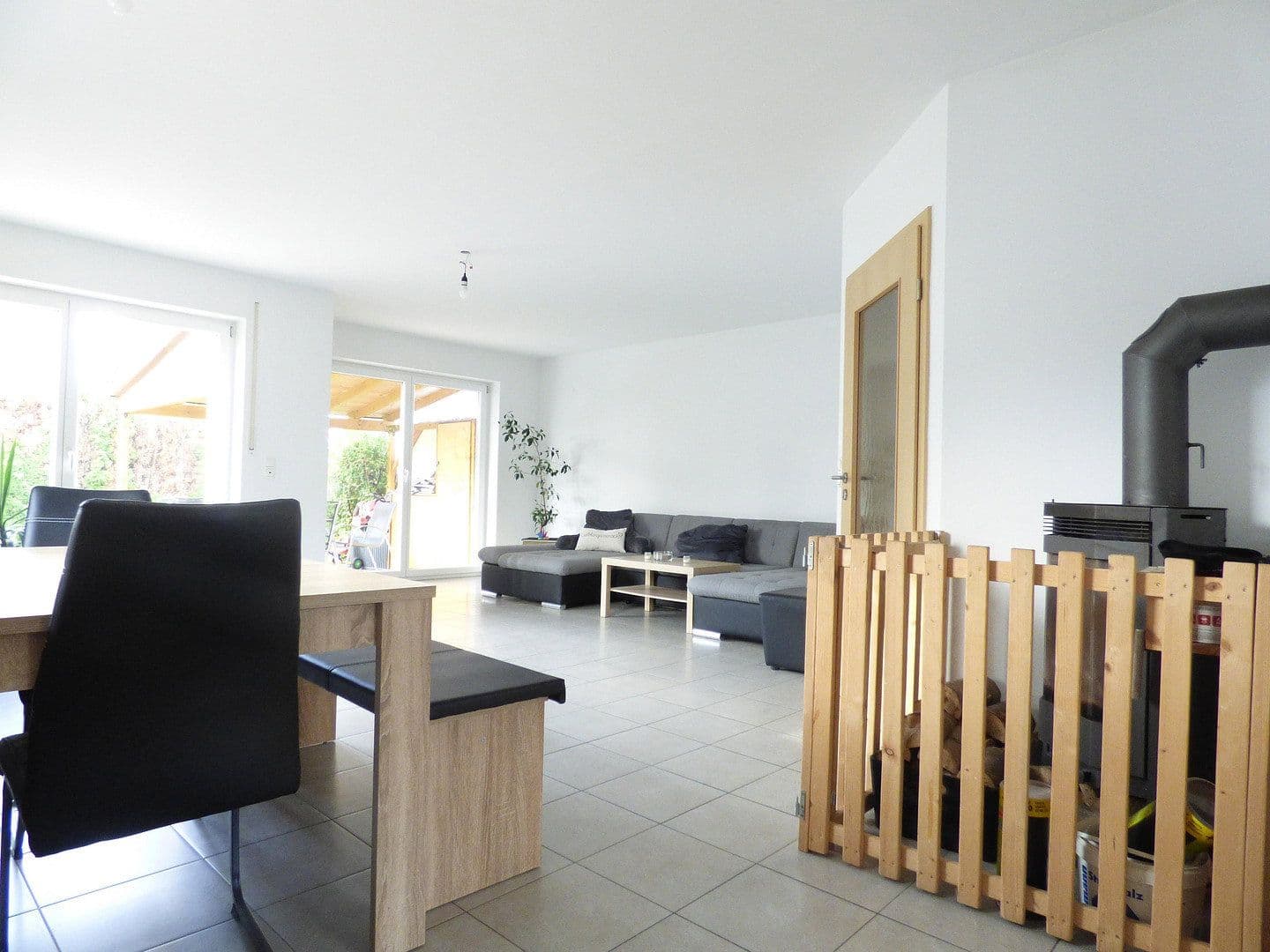 Predaj domu 136 m², pozemok 281 m², Königsbrunn, Bavorsko Predaj domu 136 m², pozemok 281 m², Königsbrunn, Bavorsko