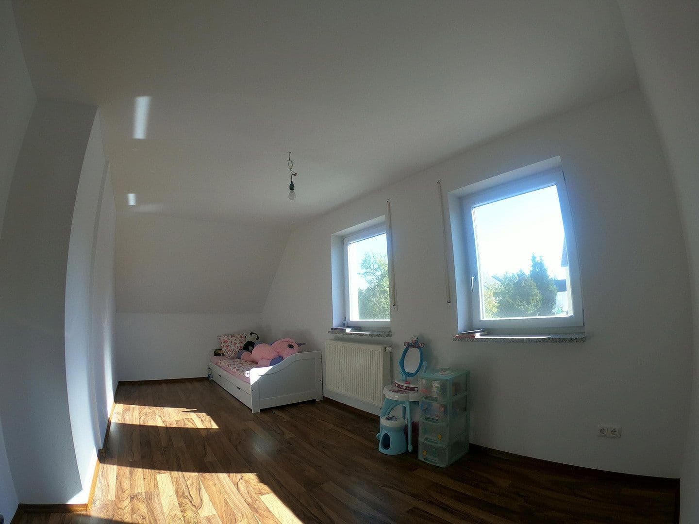 Predaj domu 136 m², pozemok 281 m², Königsbrunn, Bavorsko Predaj domu 136 m², pozemok 281 m², Königsbrunn, Bavorsko