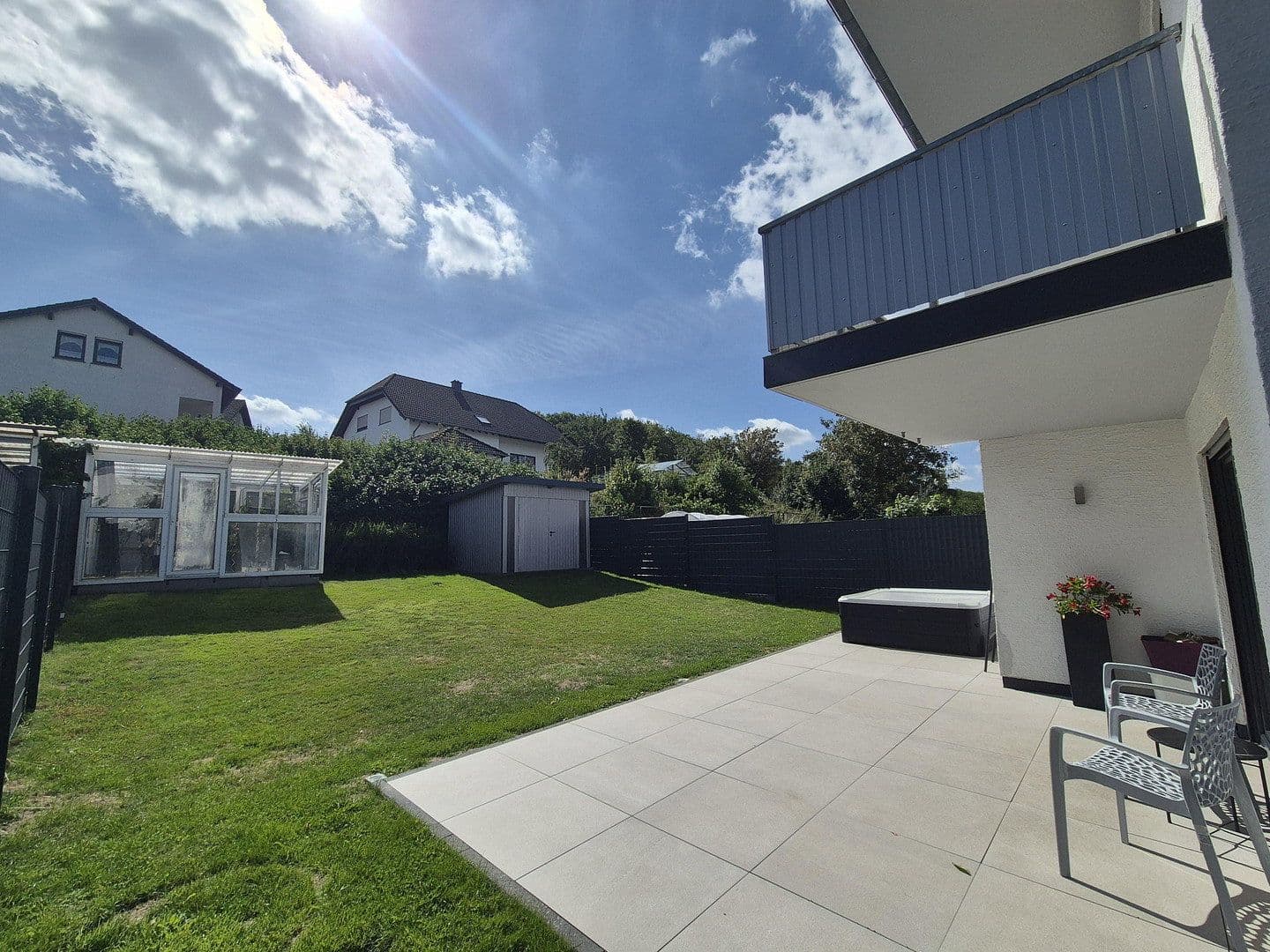 Predaj domu 149 m², pozemok 320 m², Kirchberg, Porýnie-Falcko Predaj domu 149 m², pozemok 320 m², Kirchberg, Porýnie-Falcko