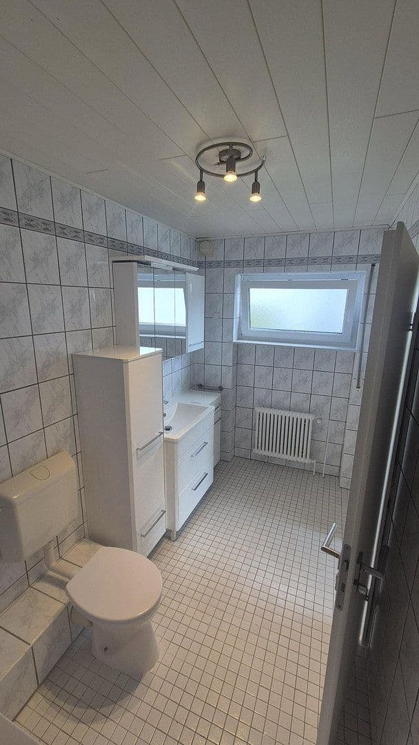 Predaj domu 149 m², pozemok 320 m², Kirchberg, Porýnie-Falcko Predaj domu 149 m², pozemok 320 m², Kirchberg, Porýnie-Falcko