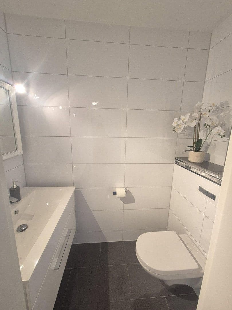 Predaj domu 149 m², pozemok 320 m², Kirchberg, Porýnie-Falcko Predaj domu 149 m², pozemok 320 m², Kirchberg, Porýnie-Falcko