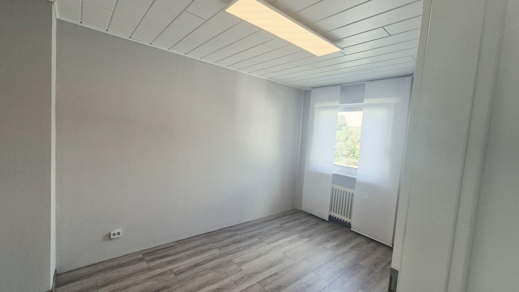 Predaj domu 149 m², pozemok 320 m², Kirchberg, Porýnie-Falcko Predaj domu 149 m², pozemok 320 m², Kirchberg, Porýnie-Falcko