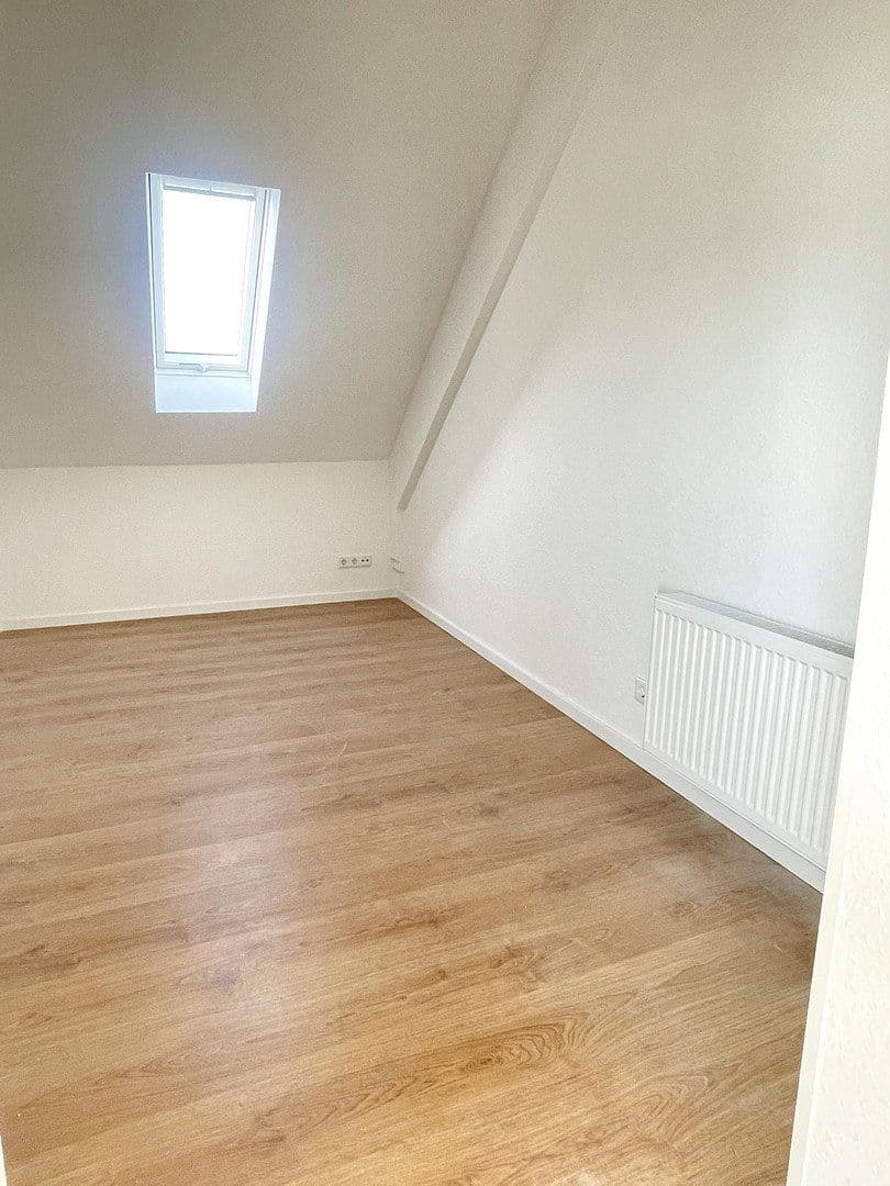 Prenájom bytu 2-izbový 80 m², Stadthagen, Dolné Sasko Prenájom bytu 2-izbový 80 m², Stadthagen, Dolné Sasko