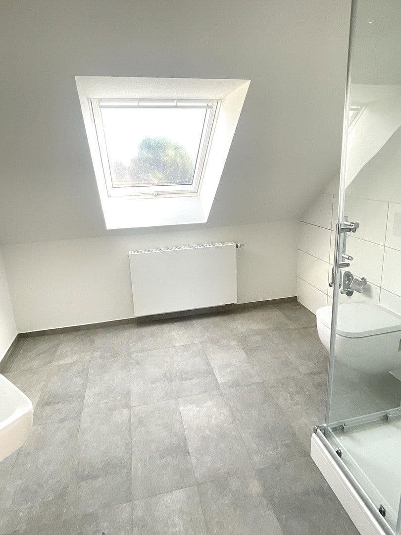 Prenájom bytu 2-izbový 80 m², Stadthagen, Dolné Sasko Prenájom bytu 2-izbový 80 m², Stadthagen, Dolné Sasko