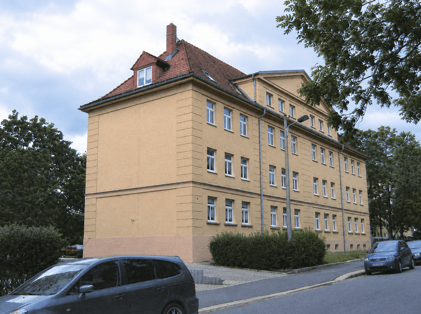 Predaj bytu 2-izbový 61 m², Jogichesstr. 5, Zwickau, Sasko Predaj bytu 2-izbový 61 m², Jogichesstr. 5, Zwickau, Sasko