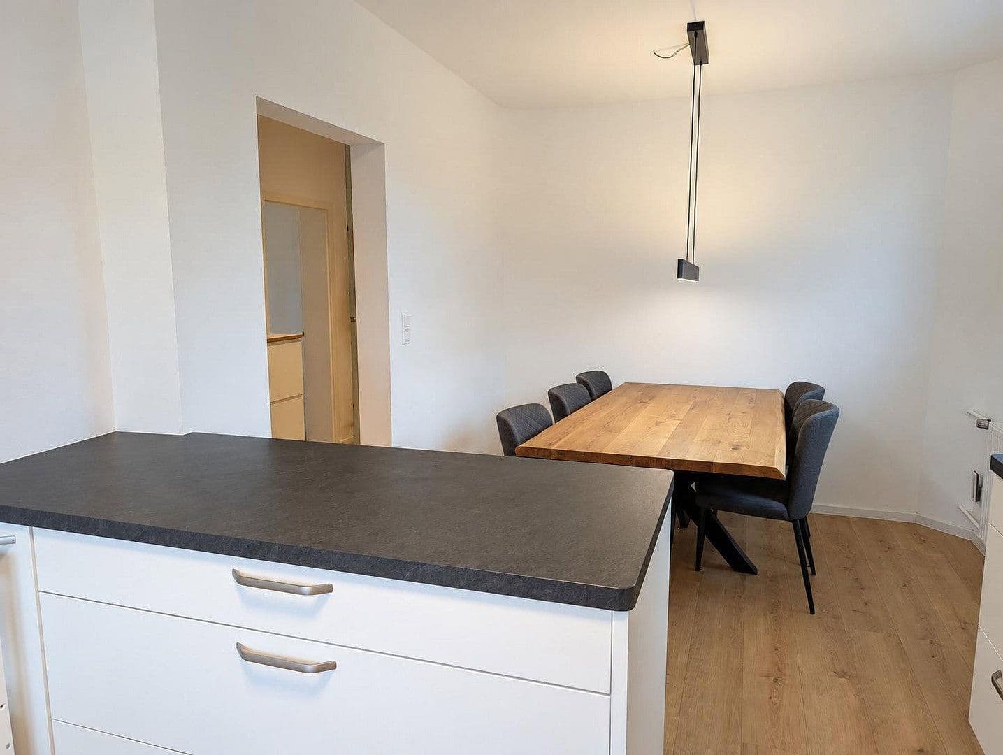 Prenájom domu 132 m², pozemok 600 m², Breslauer Str. 10, Scheden, Dolné Sasko Prenájom domu 132 m², pozemok 600 m², Breslauer Str. 10, Scheden, Dolné Sasko