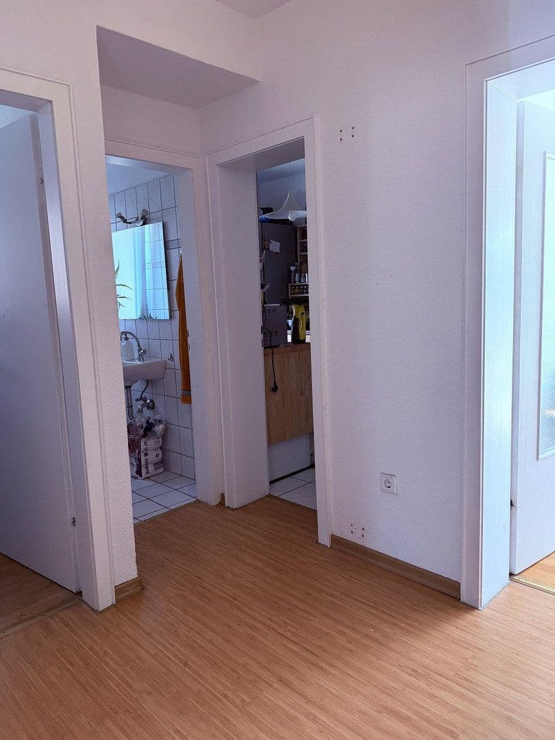 Prenájom bytu 3-izbový 78 m², Meerbusch, Severné Porýnie - Westfálsko Prenájom bytu 3-izbový 78 m², Meerbusch, Severné Porýnie - Westfálsko