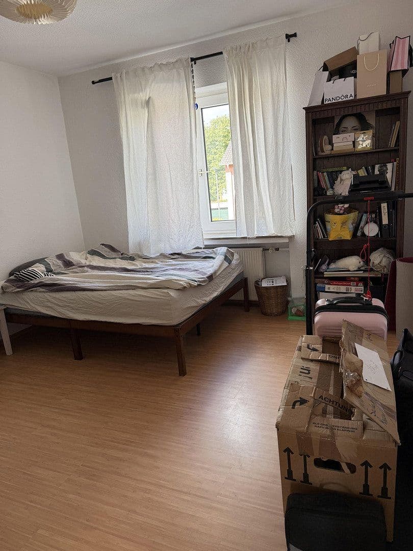 Prenájom bytu 3-izbový 78 m², Meerbusch, Severné Porýnie - Westfálsko Prenájom bytu 3-izbový 78 m², Meerbusch, Severné Porýnie - Westfálsko