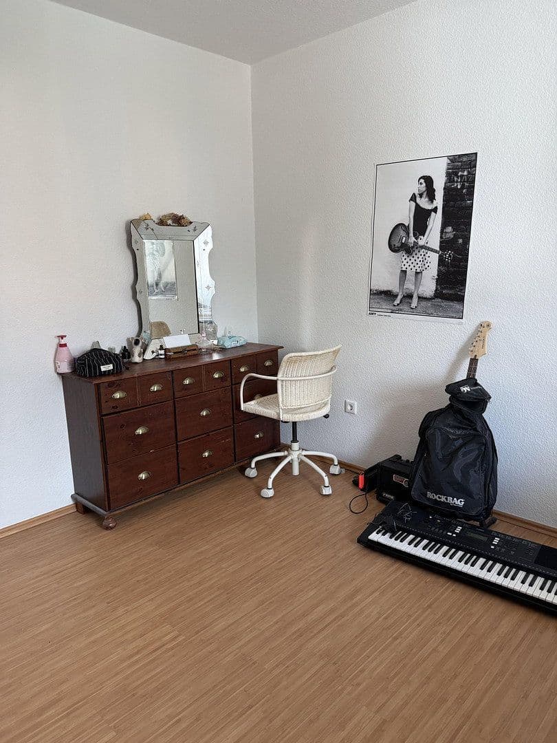 Prenájom bytu 3-izbový 78 m², Meerbusch, Severné Porýnie - Westfálsko Prenájom bytu 3-izbový 78 m², Meerbusch, Severné Porýnie - Westfálsko