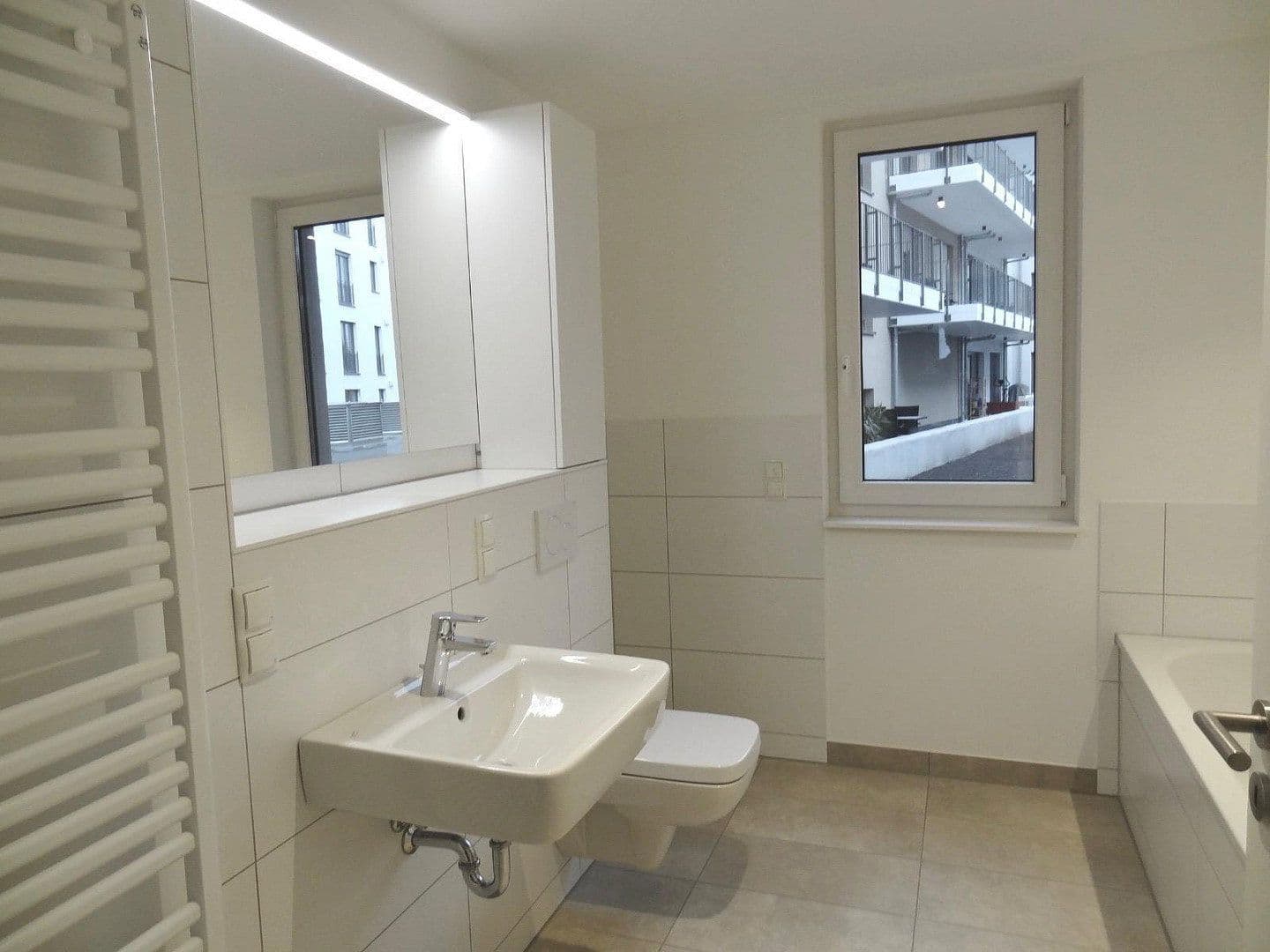 Prenájom bytu 3-izbový 95 m², Nordanger 6, Braunschweig, Dolné Sasko Prenájom bytu 3-izbový 95 m², Nordanger 6, Braunschweig, Dolné Sasko