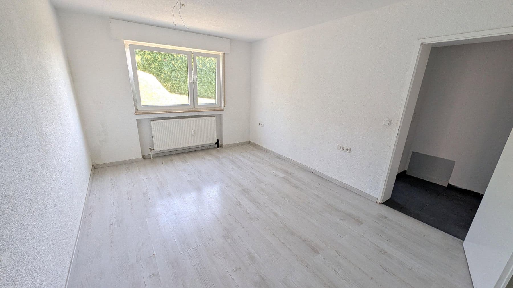 Prenájom bytu 3-izbový 84 m², Heilbronn, Bádensko-Wurttembersko Prenájom bytu 3-izbový 84 m², Heilbronn, Bádensko-Wurttembersko