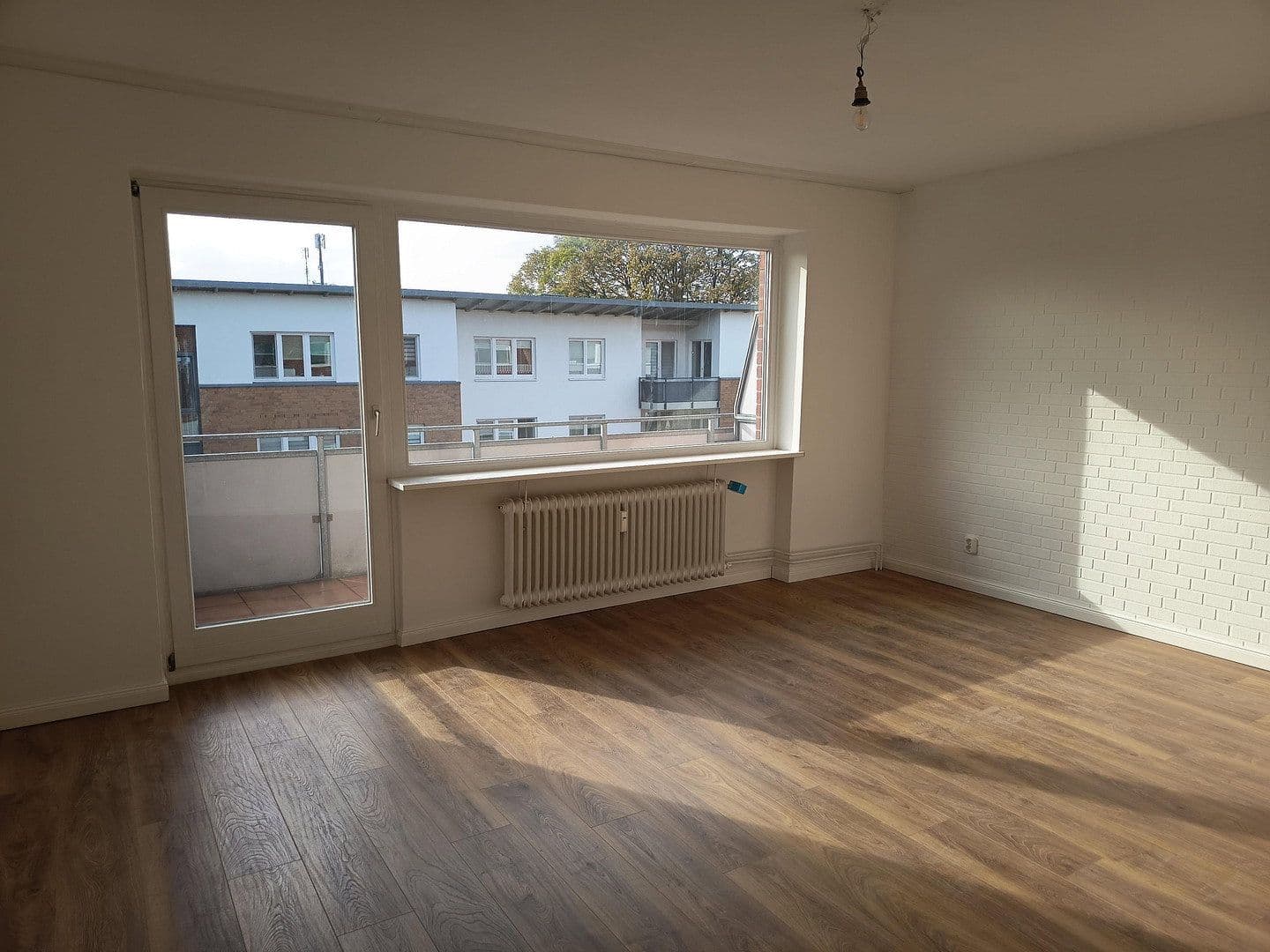 Prenájom bytu 3-izbový 83 m², Hamburg Tonndorf, Hamburg Prenájom bytu 3-izbový 83 m², Hamburg Tonndorf, Hamburg