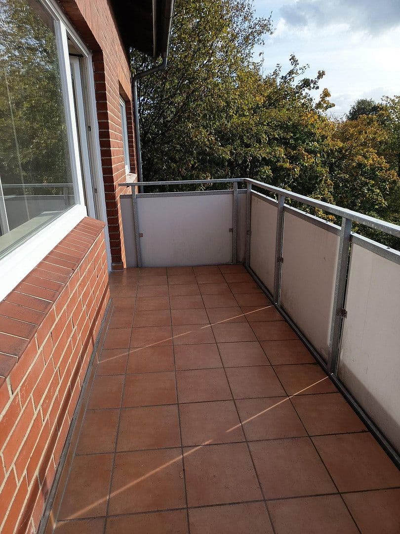 Prenájom bytu 3-izbový 83 m², Hamburg Tonndorf, Hamburg Prenájom bytu 3-izbový 83 m², Hamburg Tonndorf, Hamburg