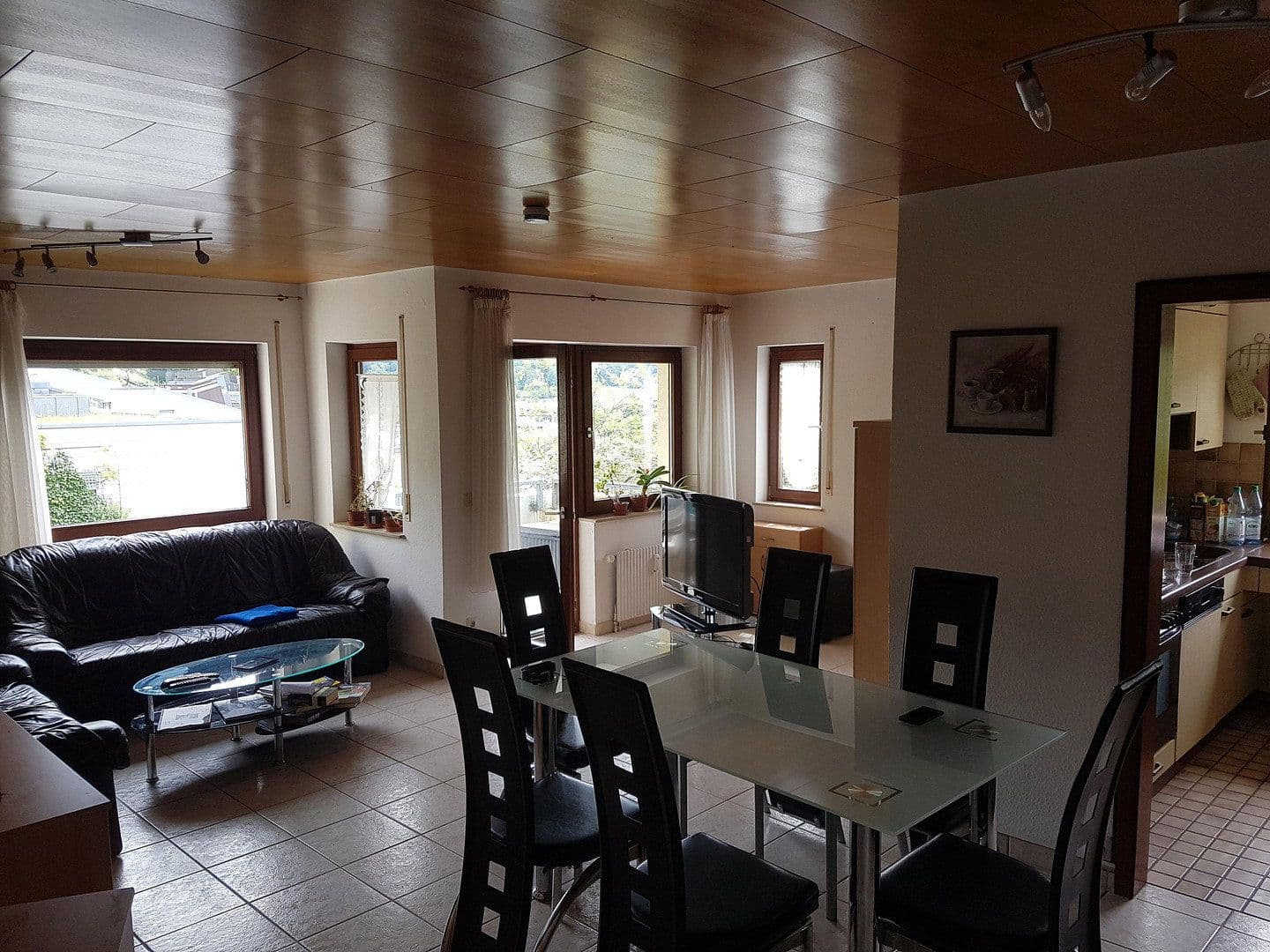 Predaj bytu 2-izbový 65 m², Am Forst 13, Bad Urach, Bádensko-Wurttembersko Predaj bytu 2-izbový 65 m², Am Forst 13, Bad Urach, Bádensko-Wurttembersko