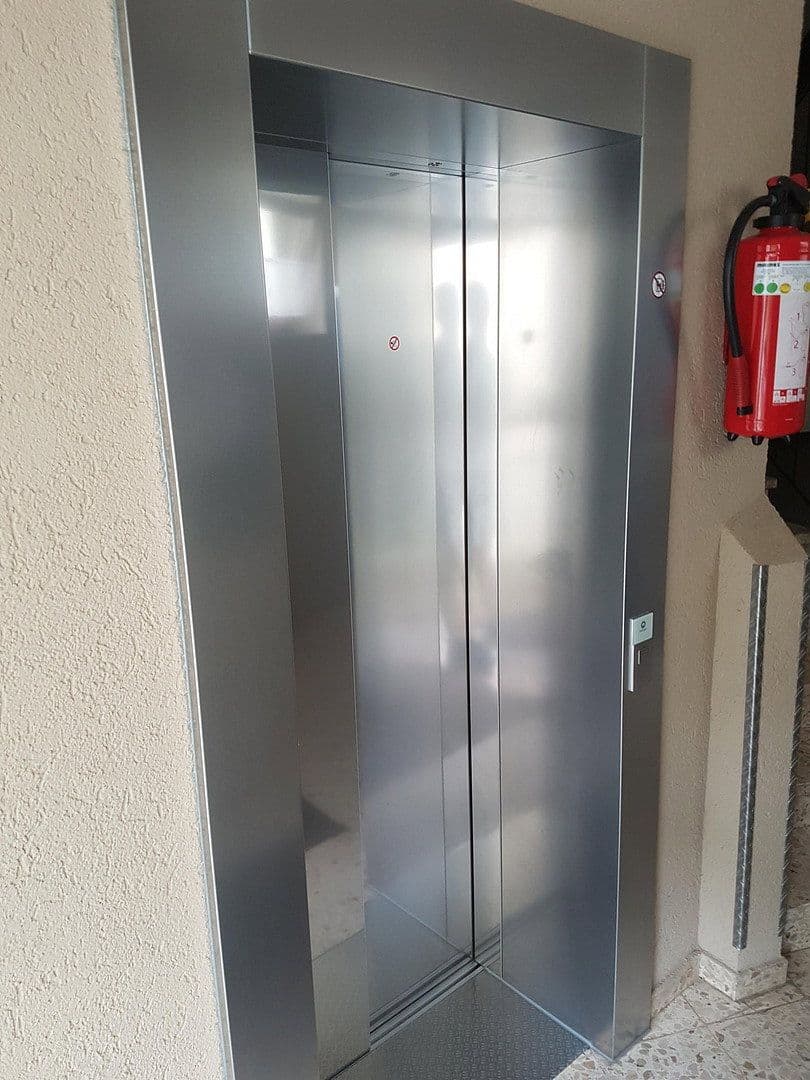 Predaj bytu 2-izbový 65 m², Am Forst 13, Bad Urach, Bádensko-Wurttembersko Predaj bytu 2-izbový 65 m², Am Forst 13, Bad Urach, Bádensko-Wurttembersko