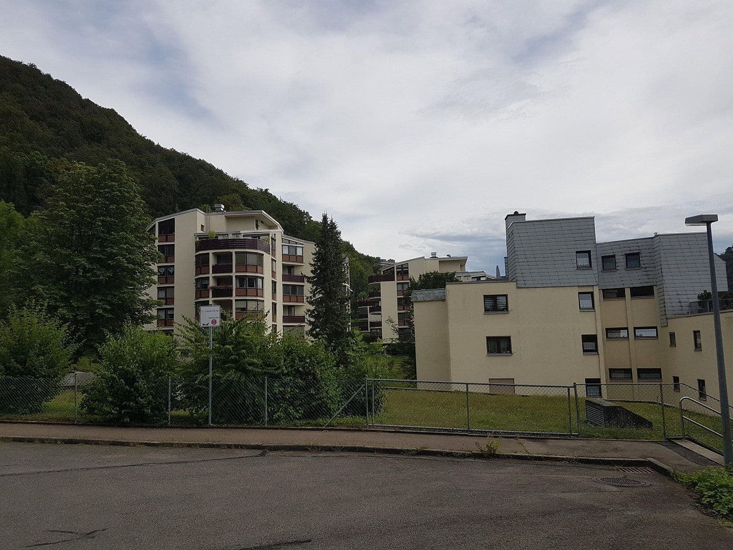 Predaj bytu 2-izbový 65 m², Am Forst 13, Bad Urach, Bádensko-Wurttembersko Predaj bytu 2-izbový 65 m², Am Forst 13, Bad Urach, Bádensko-Wurttembersko