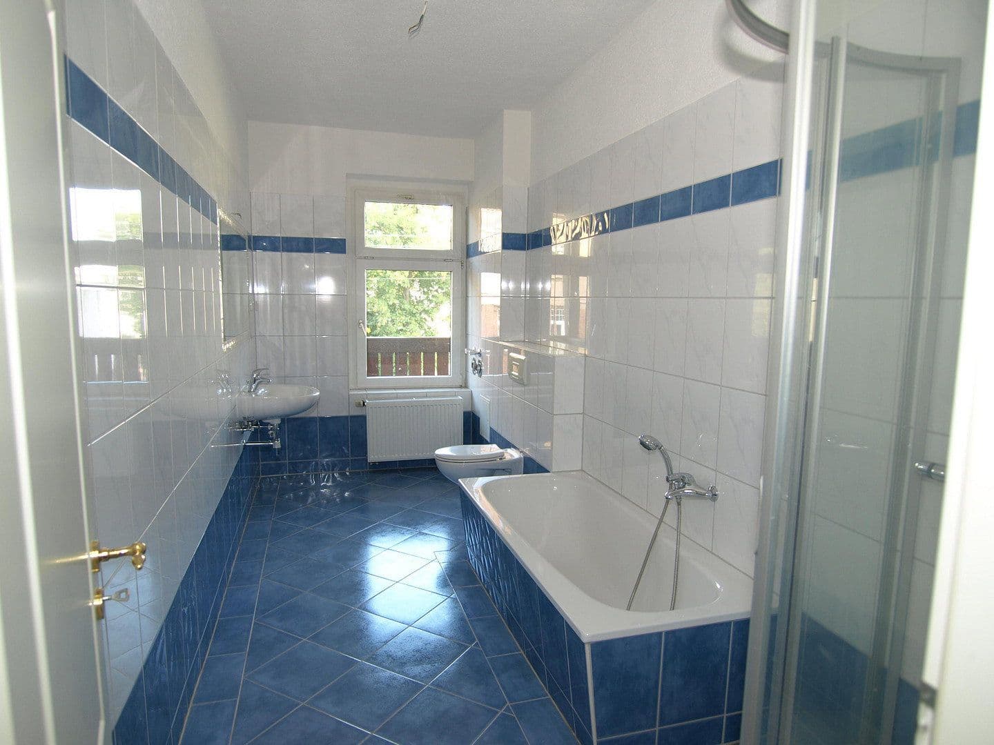 Prenájom bytu 2-izbový 74 m², Südstr. 64, Leipzig, Sasko Prenájom bytu 2-izbový 74 m², Südstr. 64, Leipzig, Sasko