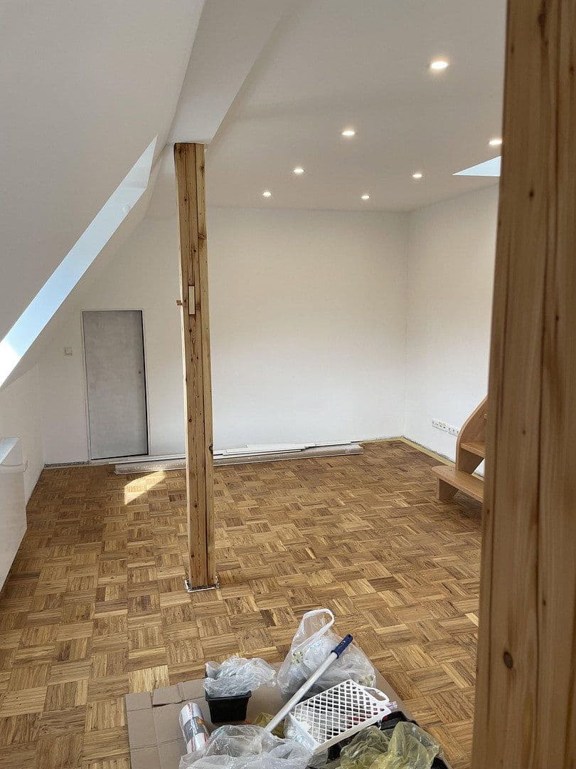 Prenájom bytu 3-izbový 104 m², Lerchenweg 51, Bochum, Severné Porýnie - Westfálsko Prenájom bytu 3-izbový 104 m², Lerchenweg 51, Bochum, Severné Porýnie - Westfálsko