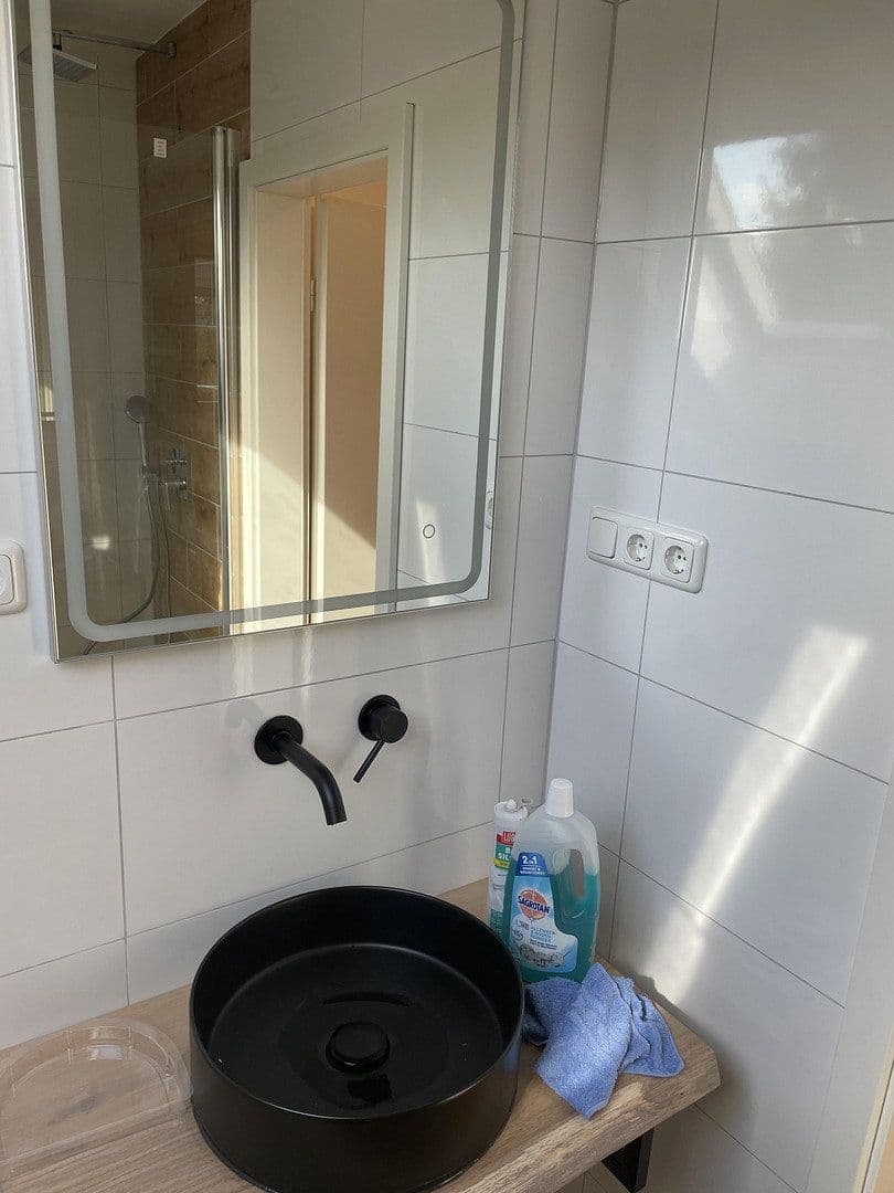 Prenájom bytu 3-izbový 104 m², Lerchenweg 51, Bochum, Severné Porýnie - Westfálsko Prenájom bytu 3-izbový 104 m², Lerchenweg 51, Bochum, Severné Porýnie - Westfálsko