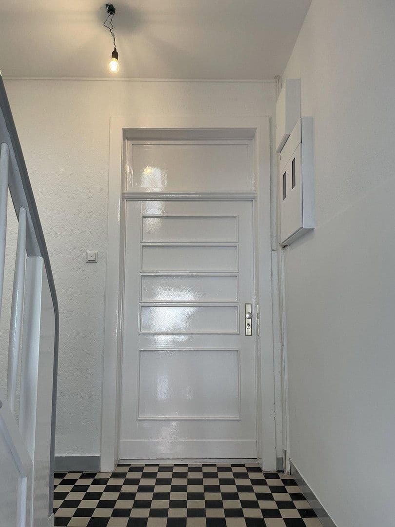 Prenájom bytu 3-izbový 104 m², Lerchenweg 51, Bochum, Severné Porýnie - Westfálsko Prenájom bytu 3-izbový 104 m², Lerchenweg 51, Bochum, Severné Porýnie - Westfálsko