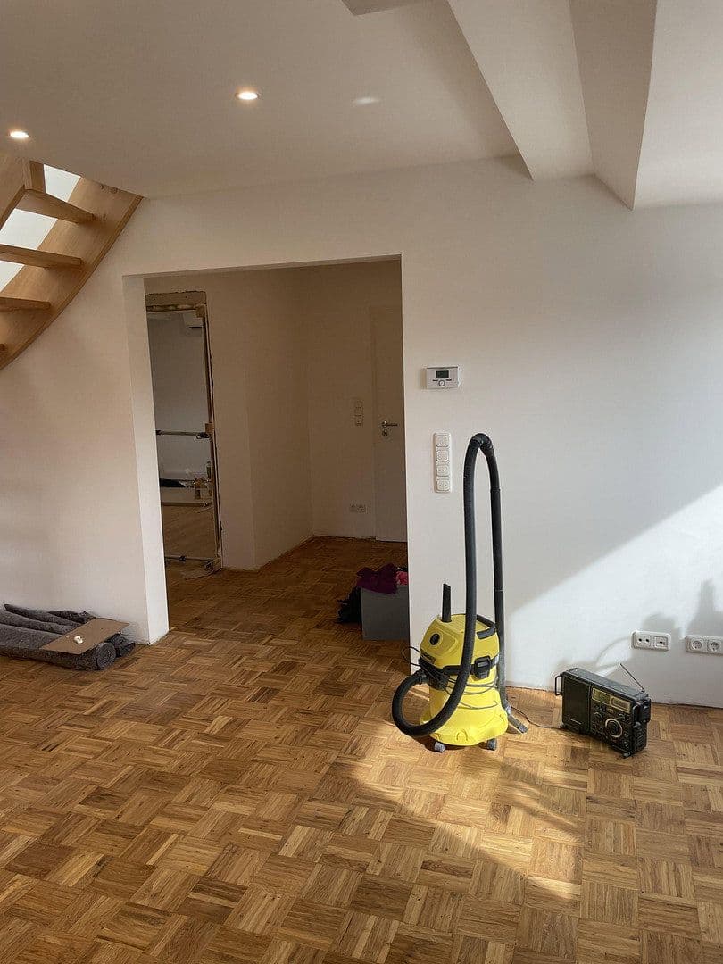 Prenájom bytu 3-izbový 104 m², Lerchenweg 51, Bochum, Severné Porýnie - Westfálsko Prenájom bytu 3-izbový 104 m², Lerchenweg 51, Bochum, Severné Porýnie - Westfálsko