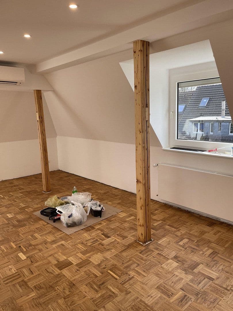 Prenájom bytu 3-izbový 104 m², Lerchenweg 51, Bochum, Severné Porýnie - Westfálsko Prenájom bytu 3-izbový 104 m², Lerchenweg 51, Bochum, Severné Porýnie - Westfálsko