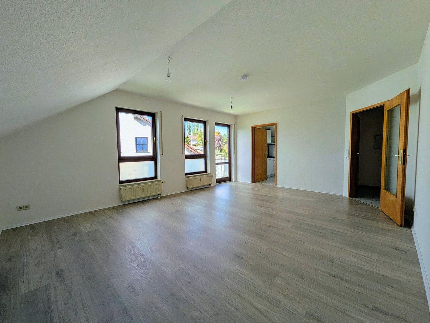 Predaj bytu 3-izbový 82 m², Berghofring 14, Rosengarten, Bádensko-Wurttembersko Predaj bytu 3-izbový 82 m², Berghofring 14, Rosengarten, Bádensko-Wurttembersko