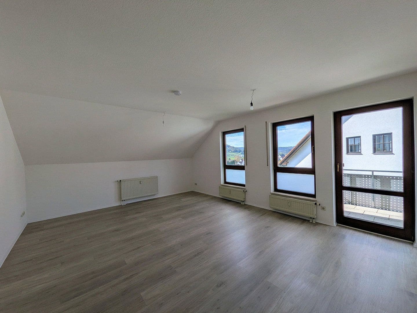 Predaj bytu 3-izbový 82 m², Berghofring 14, Rosengarten, Bádensko-Wurttembersko Predaj bytu 3-izbový 82 m², Berghofring 14, Rosengarten, Bádensko-Wurttembersko