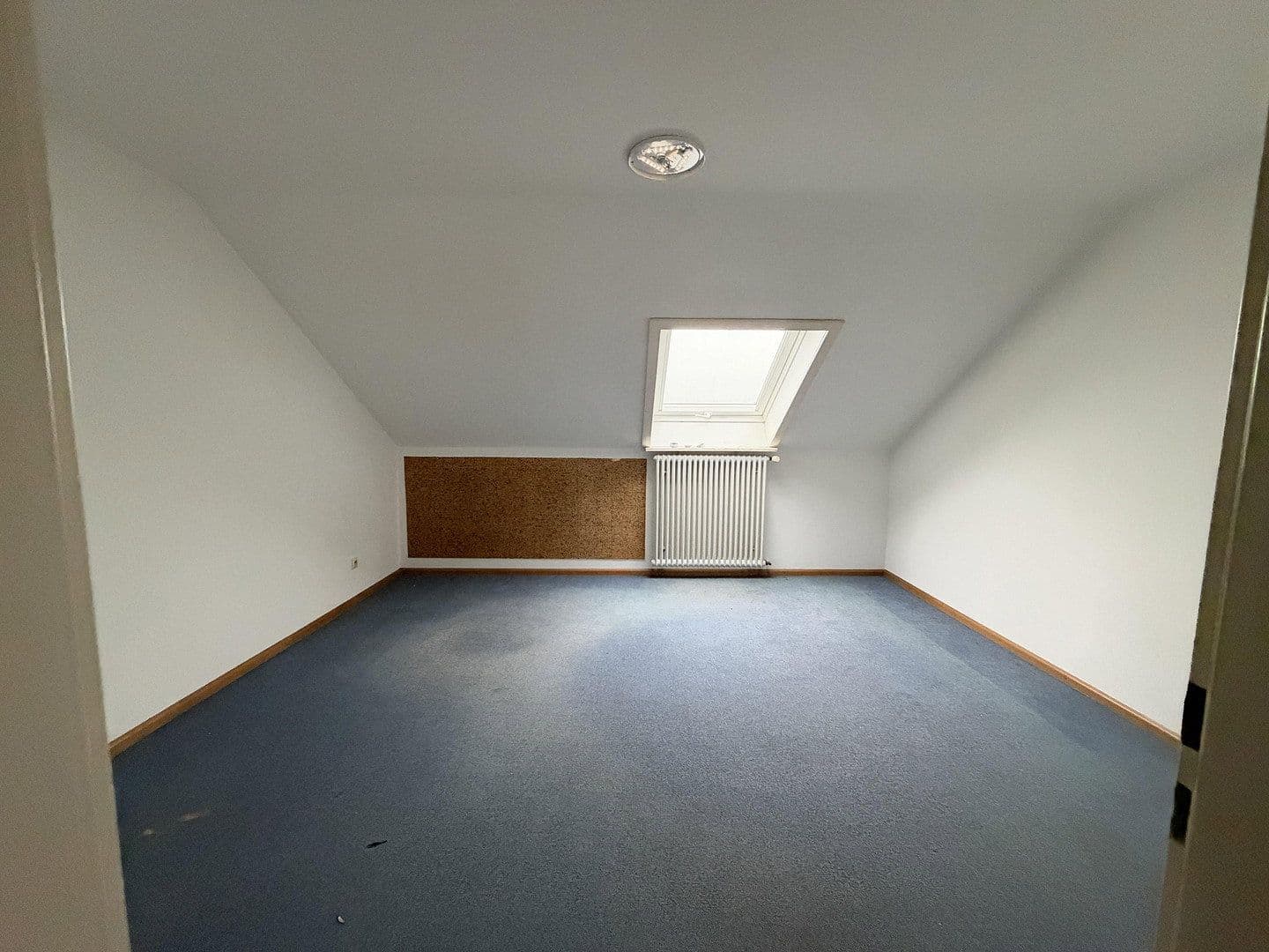 Prenájom bytu 2-izbový 58 m², Lingertstraße 18, Lörrach, Bádensko-Wurttembersko Prenájom bytu 2-izbový 58 m², Lingertstraße 18, Lörrach, Bádensko-Wurttembersko