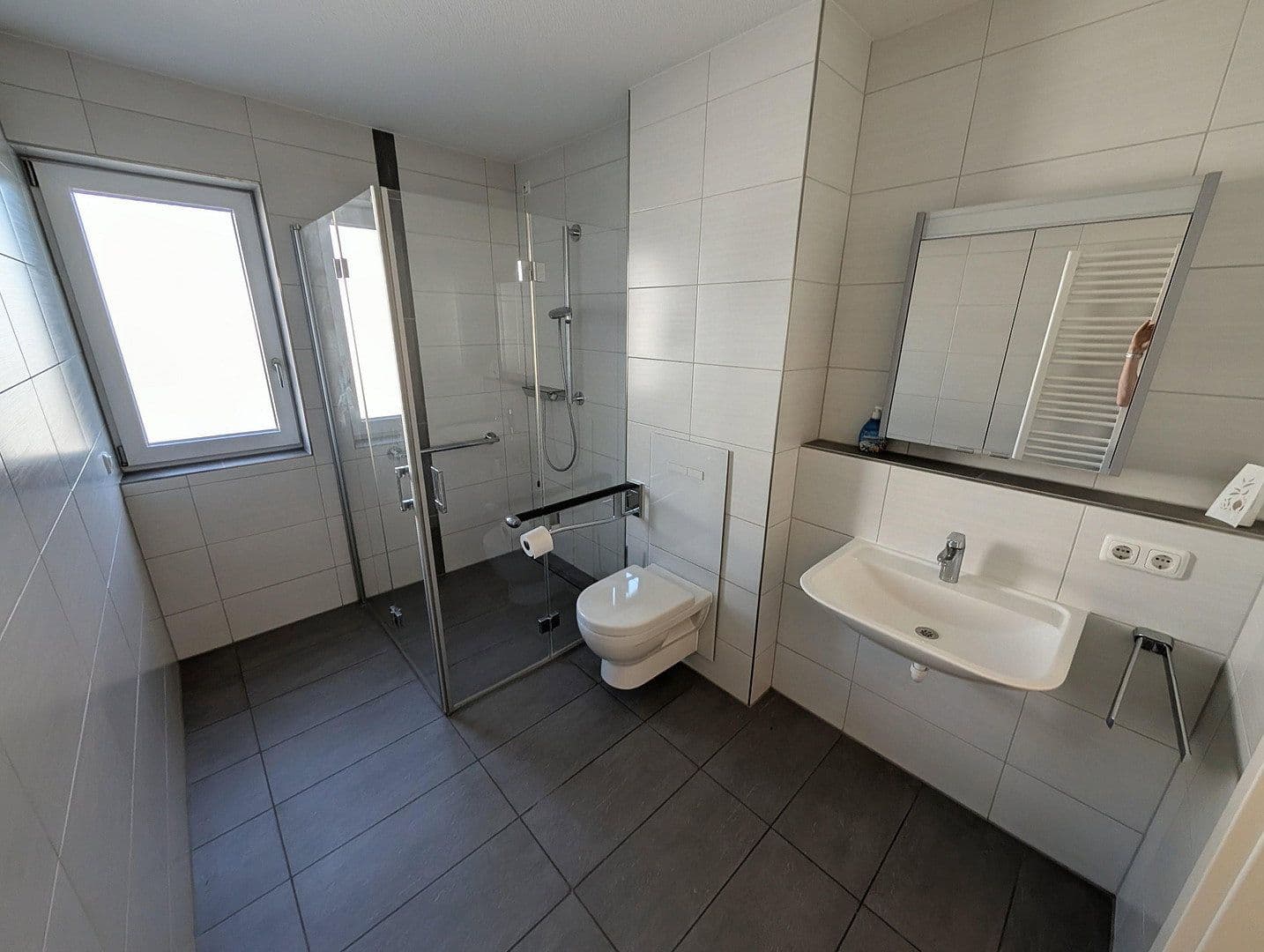 Predaj bytu 2-izbový 52 m², Lärchenstraße 6A, Essenbach, Bavorsko Predaj bytu 2-izbový 52 m², Lärchenstraße 6A, Essenbach, Bavorsko