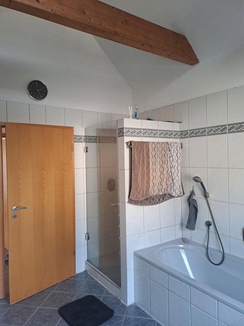 Predaj domu 158 m², pozemok 846 m², Lohmar, Severné Porýnie - Westfálsko Predaj domu 158 m², pozemok 846 m², Lohmar, Severné Porýnie - Westfálsko