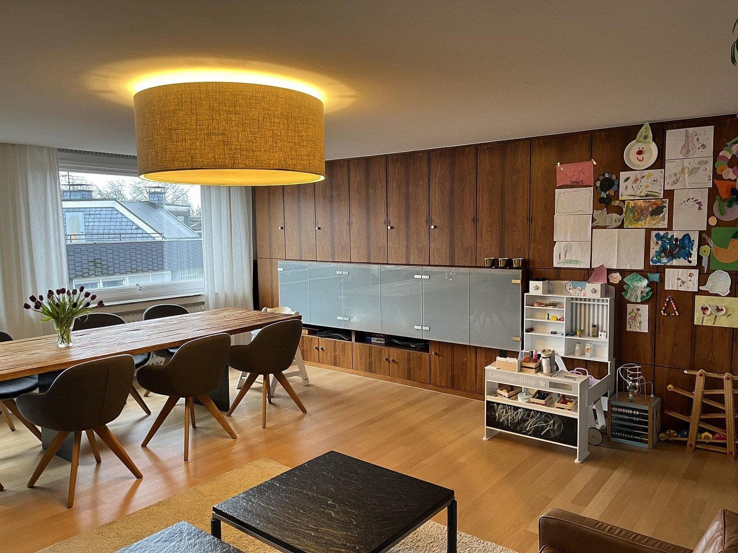Prenájom bytu 6-izbový 216 m², Siegen, Severné Porýnie - Westfálsko Prenájom bytu 6-izbový 216 m², Siegen, Severné Porýnie - Westfálsko