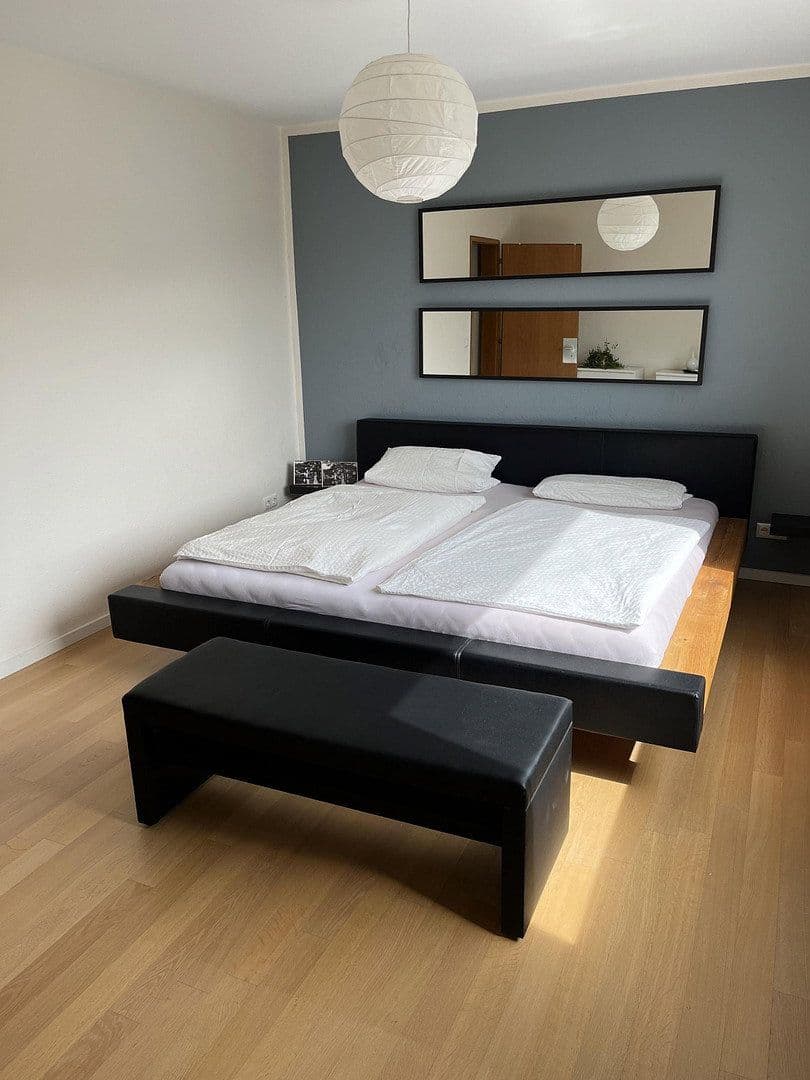 Prenájom bytu 6-izbový 216 m², Siegen, Severné Porýnie - Westfálsko Prenájom bytu 6-izbový 216 m², Siegen, Severné Porýnie - Westfálsko