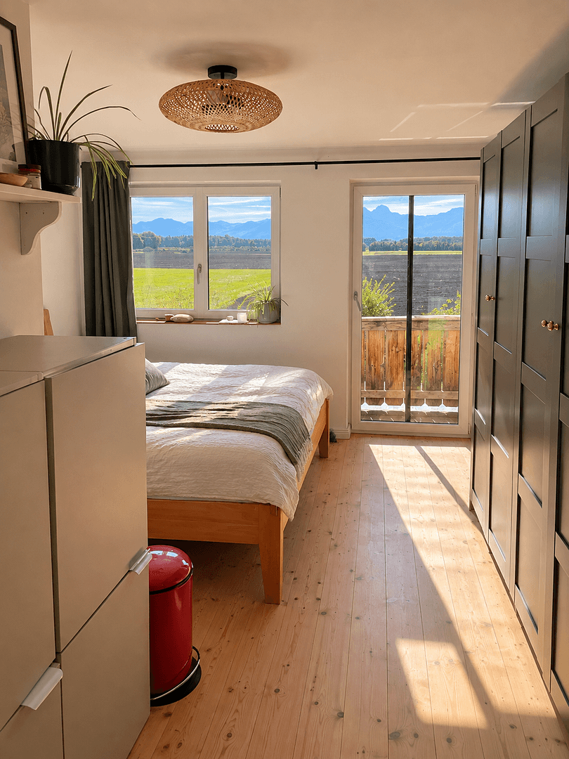 Prenájom domu 152 m², pozemok 1.450 m², Großkarolinenfeld, Bavorsko Prenájom domu 152 m², pozemok 1.450 m², Großkarolinenfeld, Bavorsko