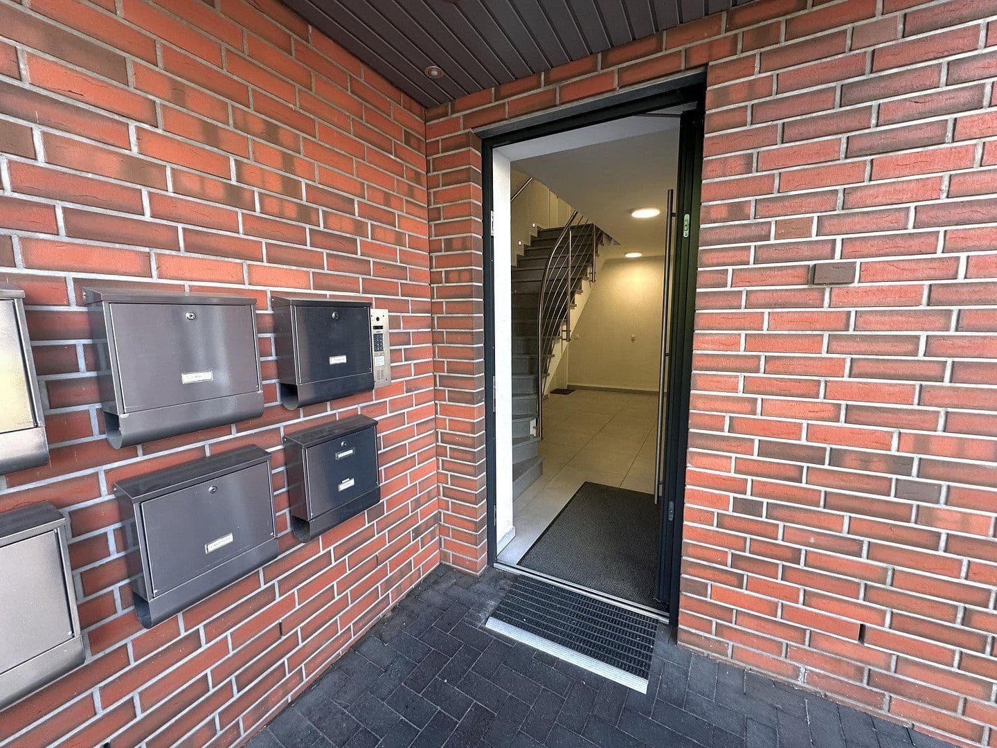 Prenájom bytu 3-izbový 93 m², An der Johanniskirche 13, Hildesheim, Dolné Sasko Prenájom bytu 3-izbový 93 m², An der Johanniskirche 13, Hildesheim, Dolné Sasko