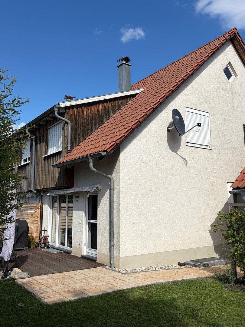 Predaj domu 116 m², pozemok 257 m², Radebeul, Sasko Predaj domu 116 m², pozemok 257 m², Radebeul, Sasko