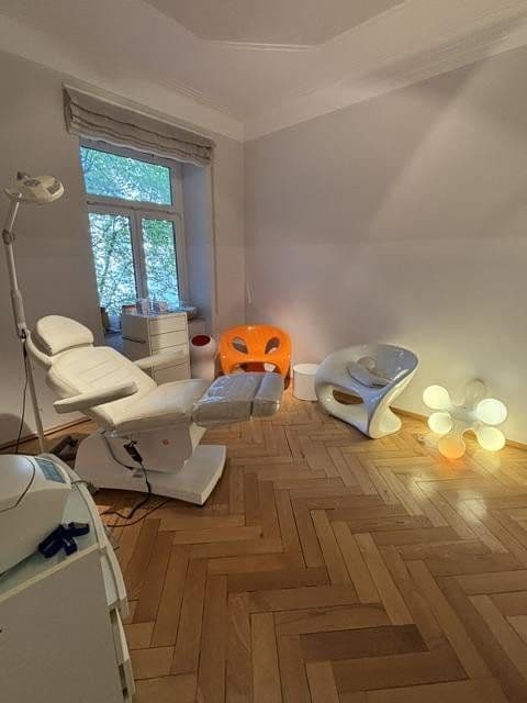 Prenájom kancelárie 136 m², Prinzregentenstraße 95, München, Bavorsko Prenájom kancelárie 136 m², Prinzregentenstraße 95, München, Bavorsko