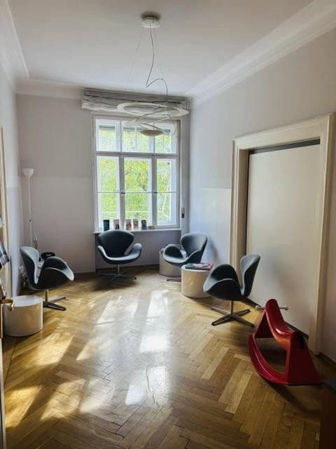 Prenájom kancelárie 136 m², Prinzregentenstraße 95, München, Bavorsko Prenájom kancelárie 136 m², Prinzregentenstraße 95, München, Bavorsko