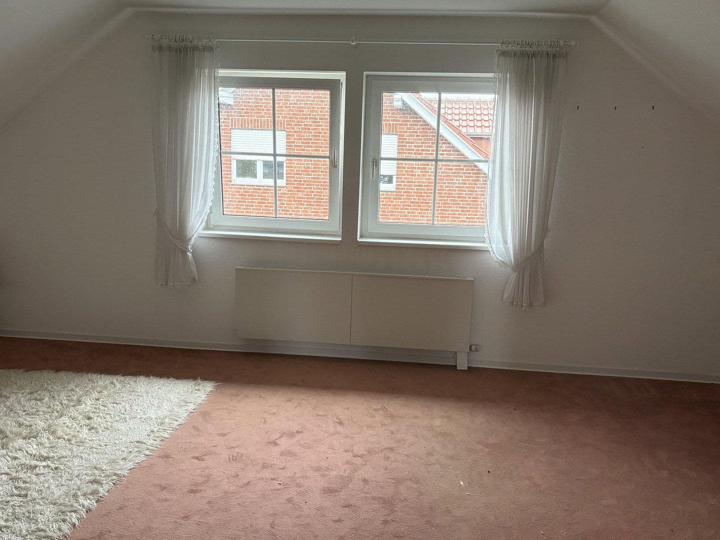 Predaj domu 170 m², pozemok 800 m², Coppenbrügge, Dolné Sasko Predaj domu 170 m², pozemok 800 m², Coppenbrügge, Dolné Sasko