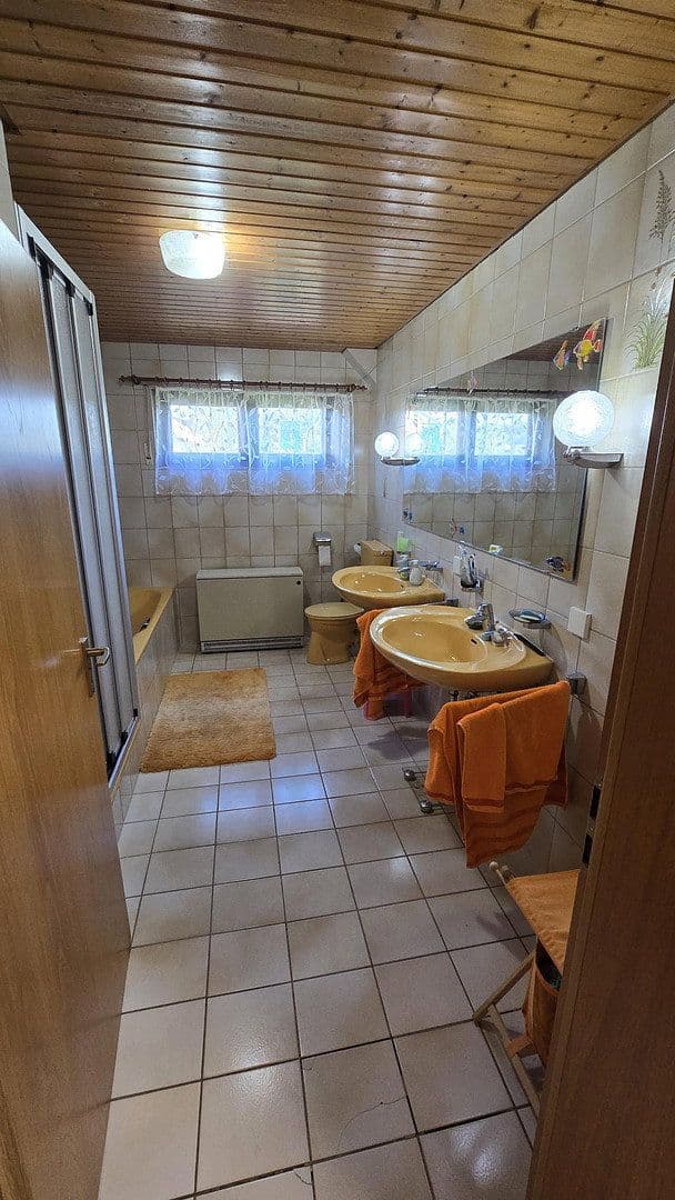 Predaj domu 230 m², pozemok 973 m², Dellfeld, Porýnie-Falcko Predaj domu 230 m², pozemok 973 m², Dellfeld, Porýnie-Falcko