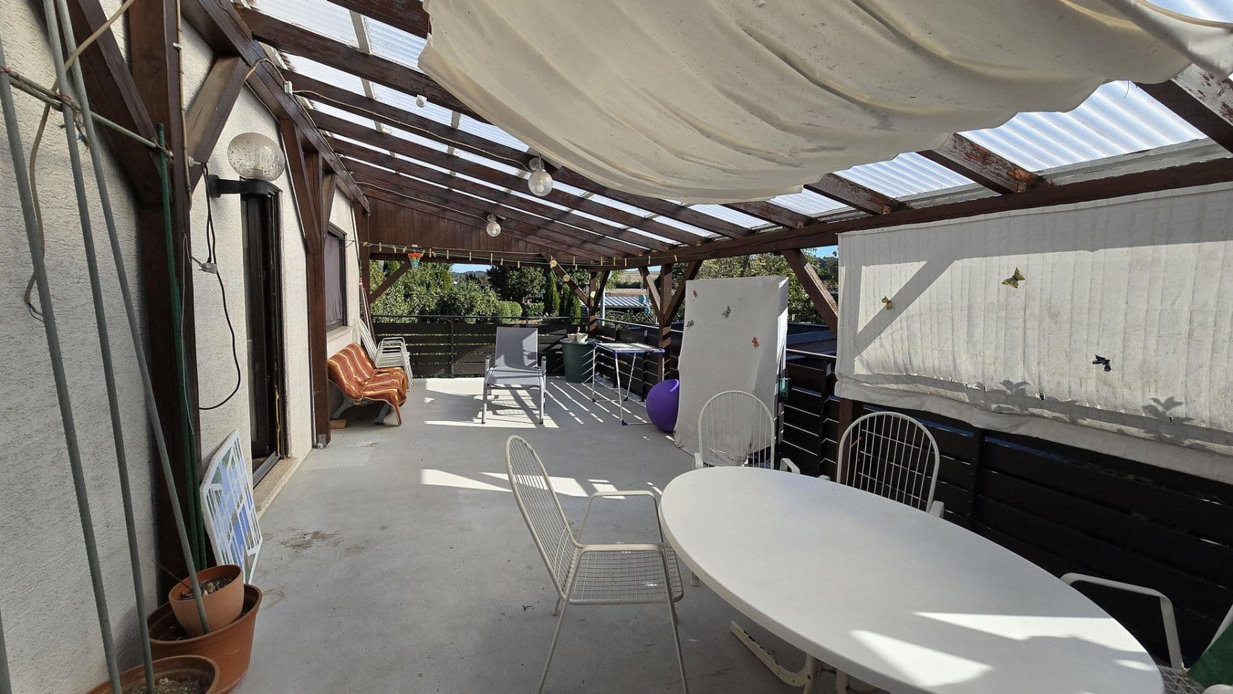 Predaj domu 230 m², pozemok 973 m², Dellfeld, Porýnie-Falcko Predaj domu 230 m², pozemok 973 m², Dellfeld, Porýnie-Falcko